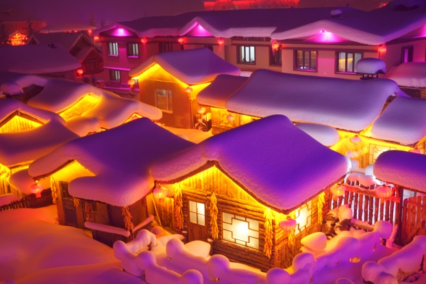 【雪鄉(xiāng)亞布力雙飛5日】冰城哈爾濱+冰雕+亞布力滑雪+雪鄉(xiāng)+冰雪大世界+溫泉