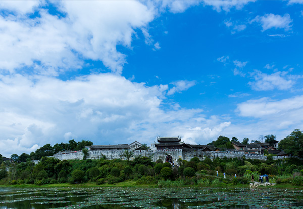 【貴州旅游高鐵五日】金海雪山+黃果樹(shù)瀑布+青巖古鎮(zhèn)+荔波大小七孔+西江千戶(hù)苗寨